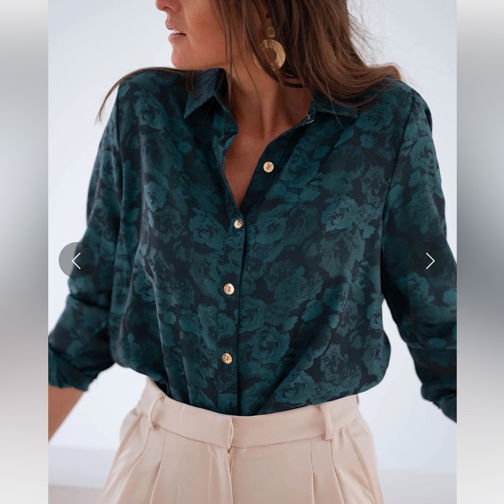 NWT Blouse